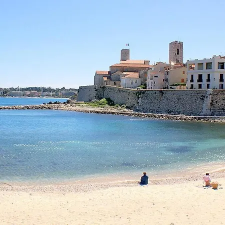 Appartement Studio Au Coeur Du Vieil 5 Mn Des Plages Antibes