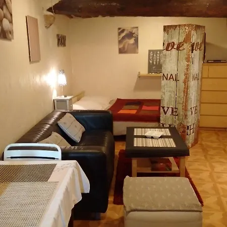Apartman Studio Au Coeur Du Vieil 5 Mn Des Plages